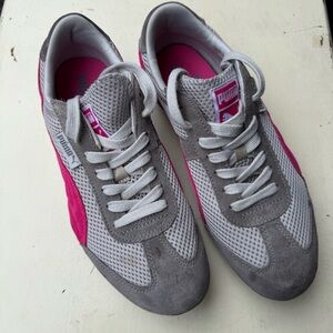 Puma Women's Pink and Gray Sneakers